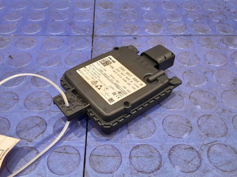 2020 Volkswagen Passat Camera/Projector