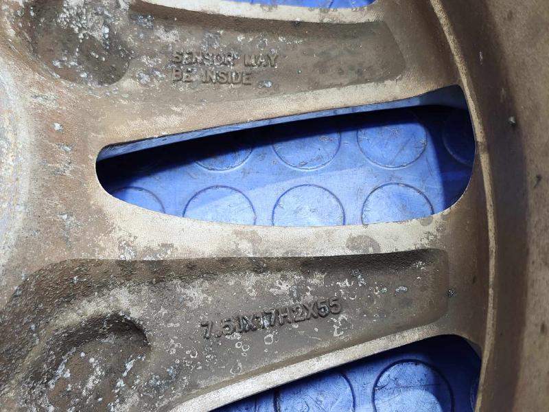 2014 Ford Fusion Wheel