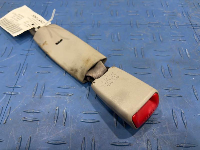 2007 Toyota RAV4 Rear Seat Belt