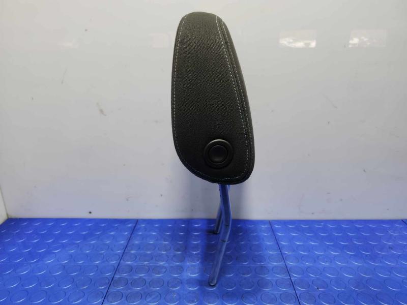 2023 Chevrolet Bolt EUV Headrest