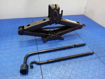 2011-2020 Jeep Grand Cherokee Spare Tire Tools Jack Kit Assembly OEM 68332817AB