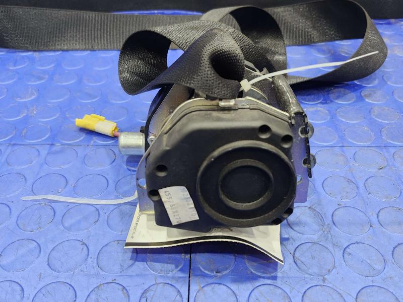 2011 Maserati Quattroporte Rear Seat Belt