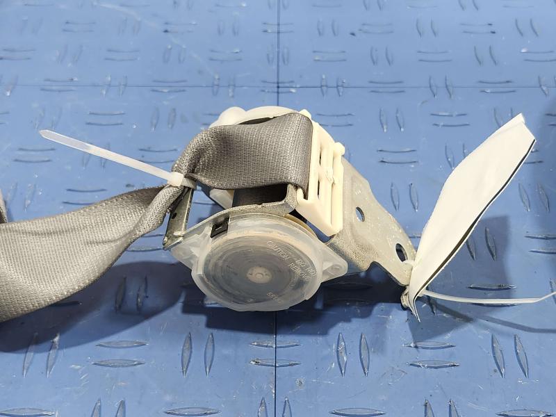 2013 Toyota Camry Rear Seat Belt