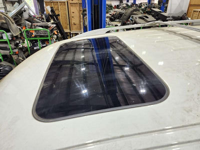 2011 Infiniti QX56 Sunroof Glass Assembly With Frame and Motor Thru 4/11 OEM 912101LA1A
