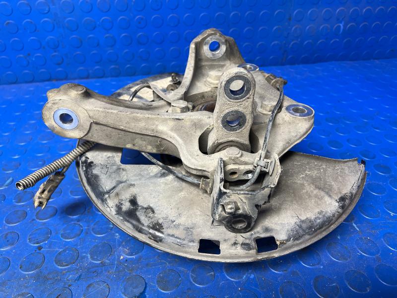 2010-2016 Buick Lacrosse Front Spindle Knuckle LH Driver Side OEM 20998090