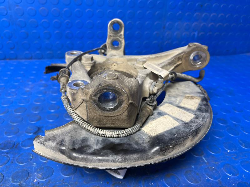 2010-2016 Buick Lacrosse Front Spindle Knuckle LH Driver Side OEM 20998090