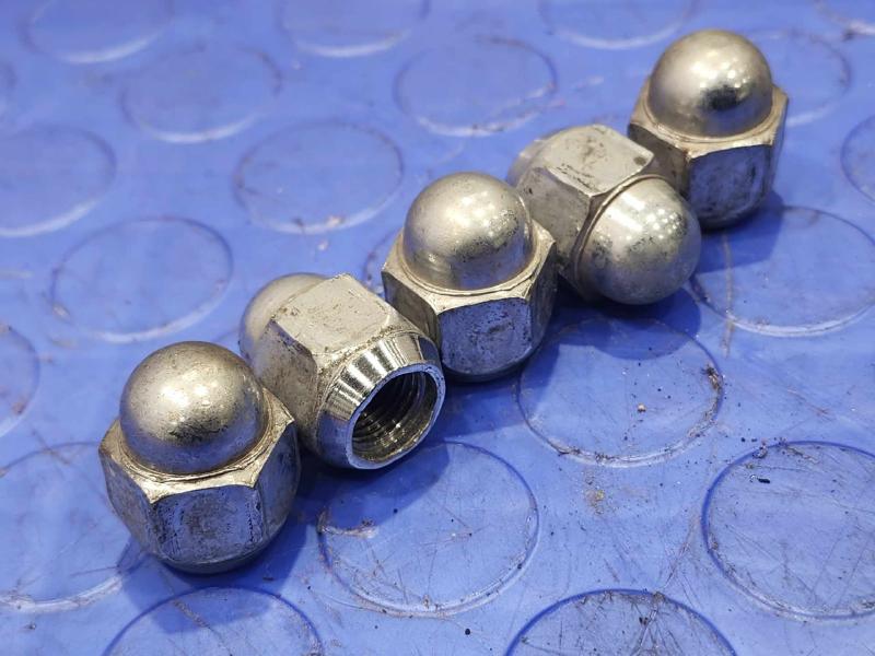 2018 Subaru Legacy Lug Nuts