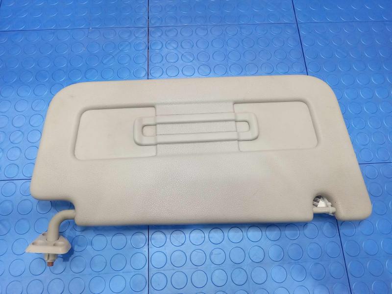 2012 Nissan NV2500 Sun Visor