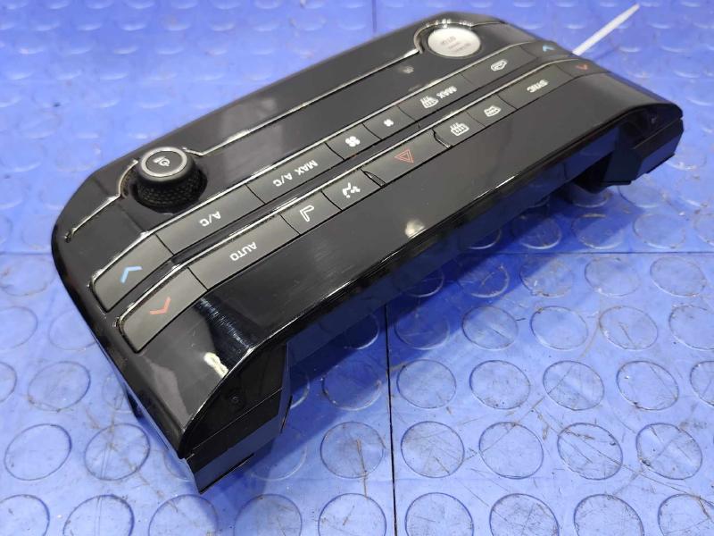 2019 Jaguar F-Pace Heater A/C Control