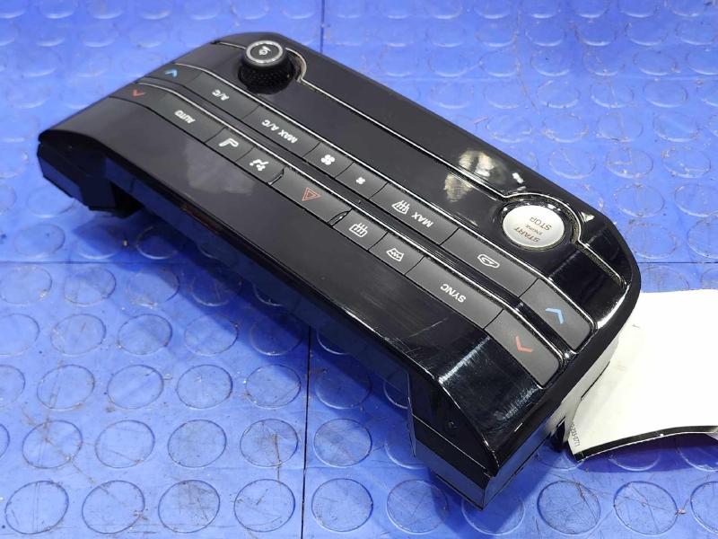 2019 Jaguar F-Pace Heater A/C Control