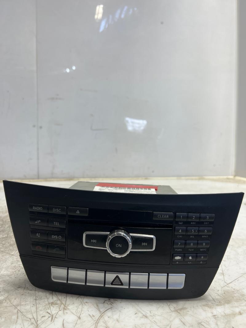 2012 Mercedes C-Class Audio & Visual Equip.(Radio)