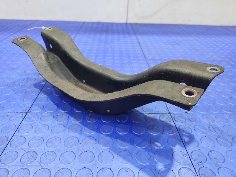2001-2005 Ford Explorer Sport Trac 4x4 Automatic Transmission Crossmember OEM