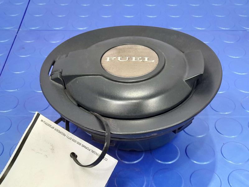 2016 Dodge Challenger Fuel Tank Door