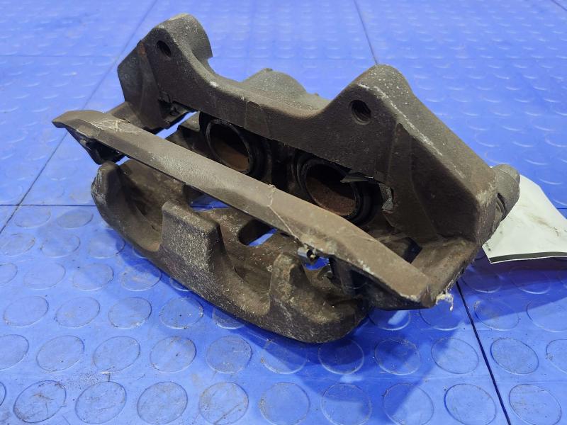 2014 Ford Explorer Caliper