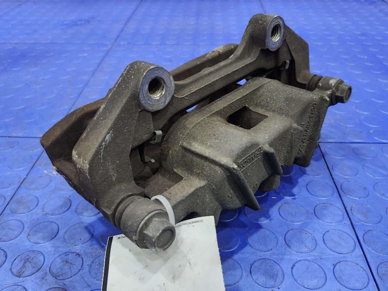 2014 Ford Explorer Caliper