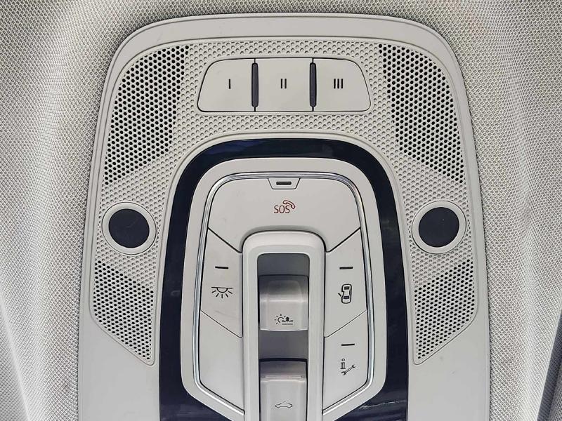 2017-2019 Audi Q7 Roof Overhead Console Assembly Beige OEM 4M0947135CPET1