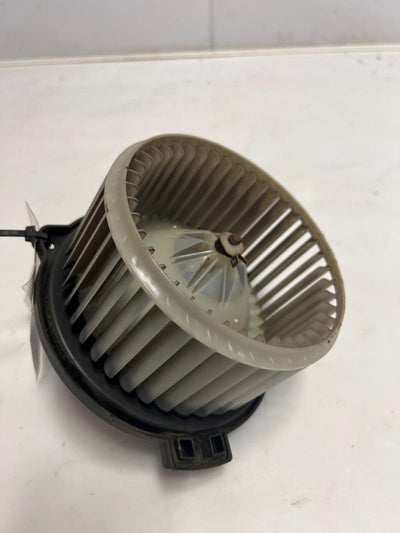 2003 - 2008 Toyota Corolla Heater AC Blower Motor OEM 8710302370