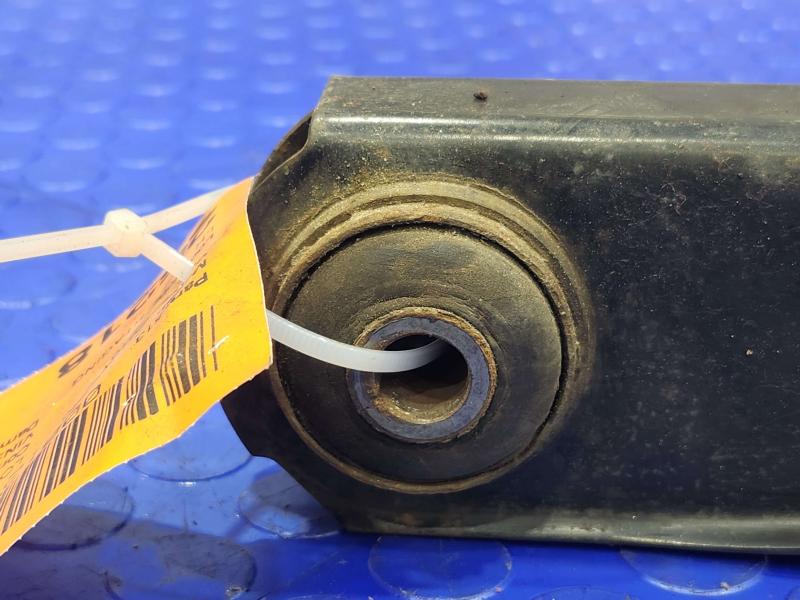2010 Chevrolet Tahoe Lower Control Arm Rr