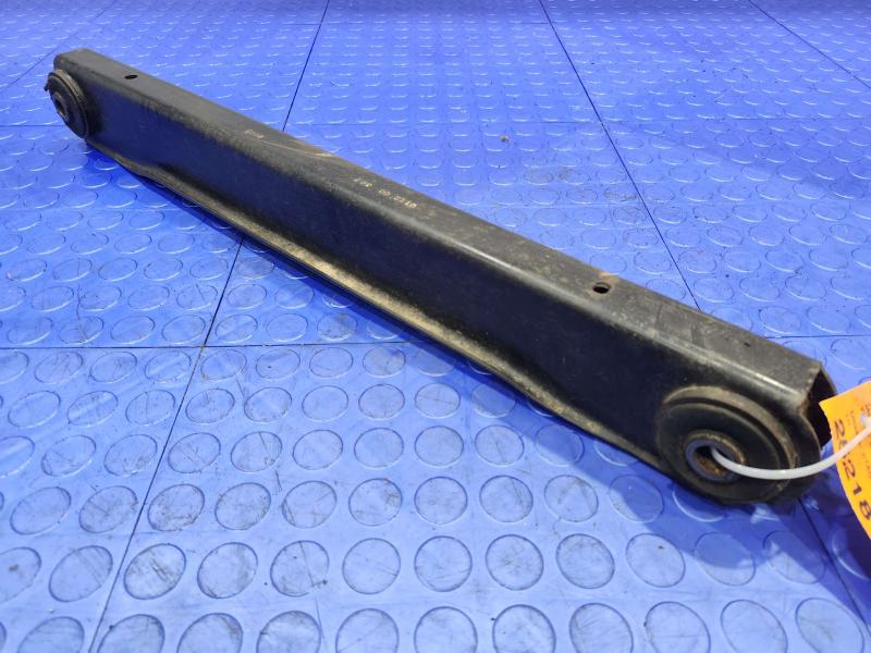 2010 Chevrolet Tahoe Lower Control Arm Rr
