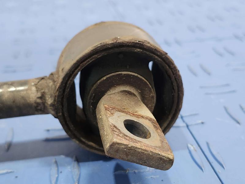 2013 Toyota Camry Lower Control Arm Rr
