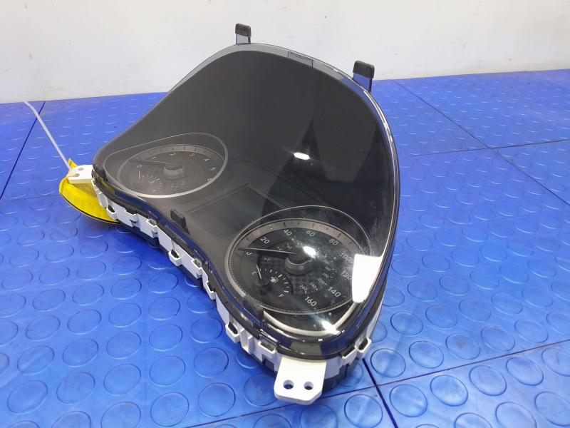 2020 Hyundai Elantra Speedometer
