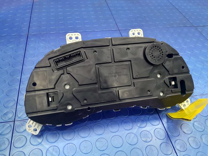 2020 Hyundai Elantra Speedometer