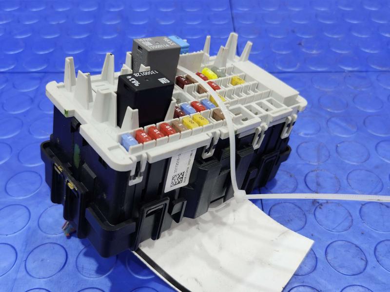 2018 Chevrolet Equinox Cabin Fuse Box