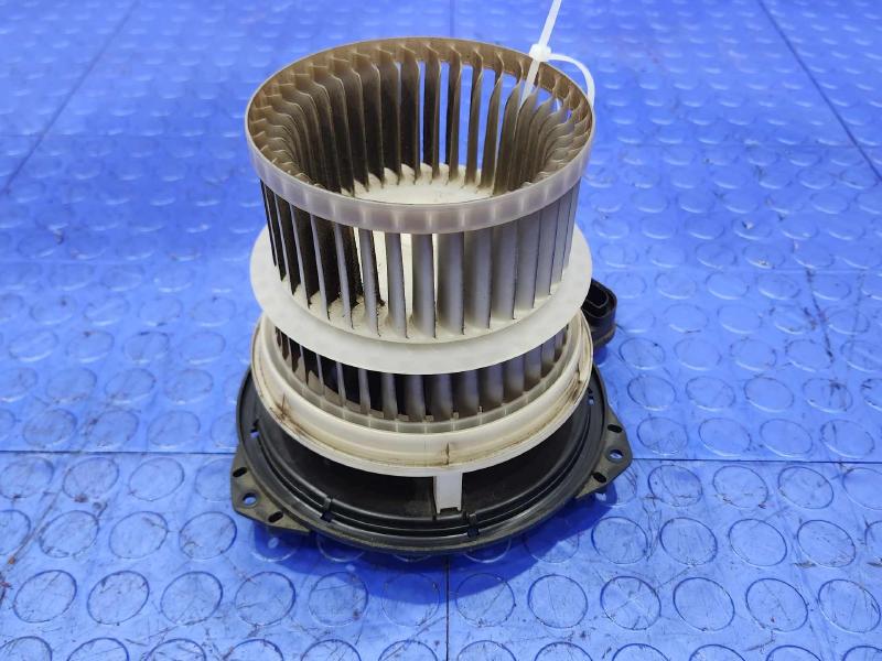 2016 Toyota Prius Blower Motor