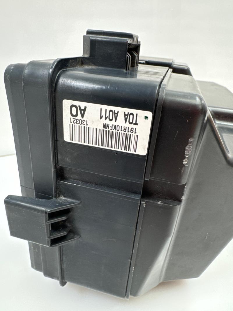 2013 Honda CR-V Engine Fuse Box