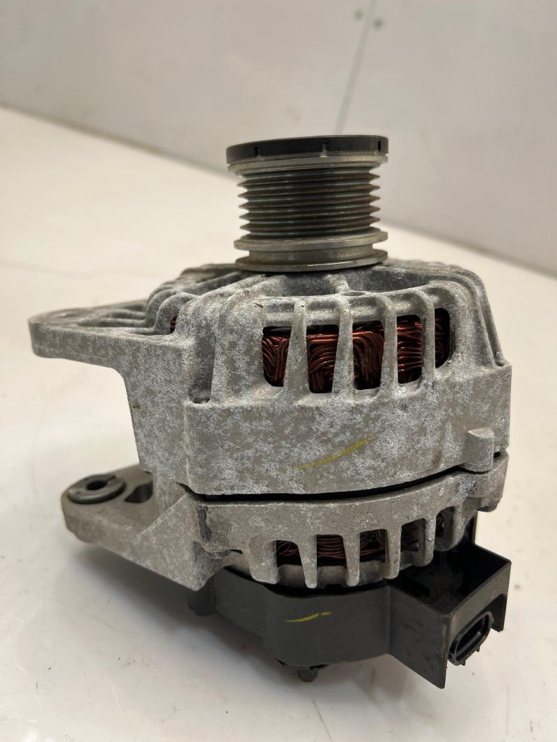 2013 - 2019 Nissan Sentra 1.8L Alternator Assembly 110 Amp OEM 231003SH2B