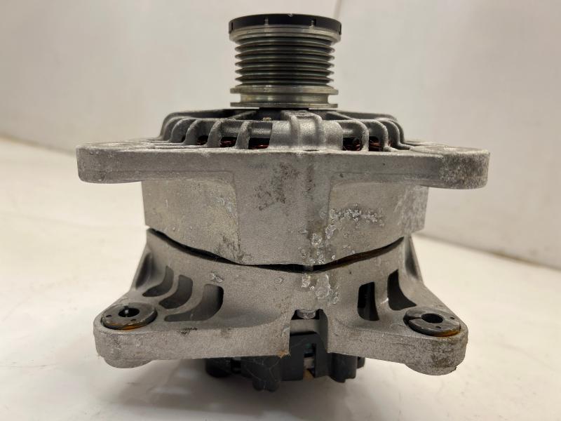 2013 - 2019 Nissan Sentra 1.8L Alternator Assembly 110 Amp OEM 231003SH2B