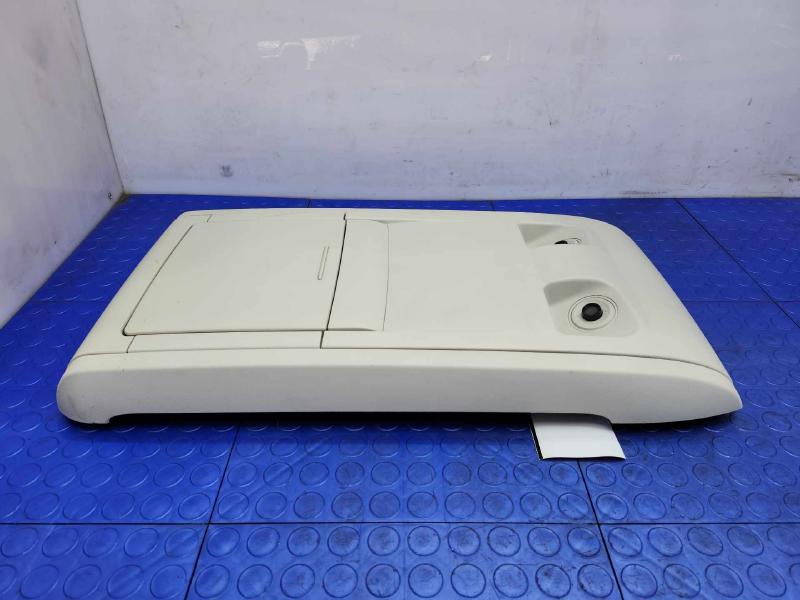 2009 Volkswagen Routan Info-Gps-Tv Screen