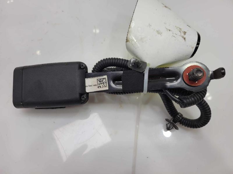 2013 Hyundai Veloster Front Seat Belt