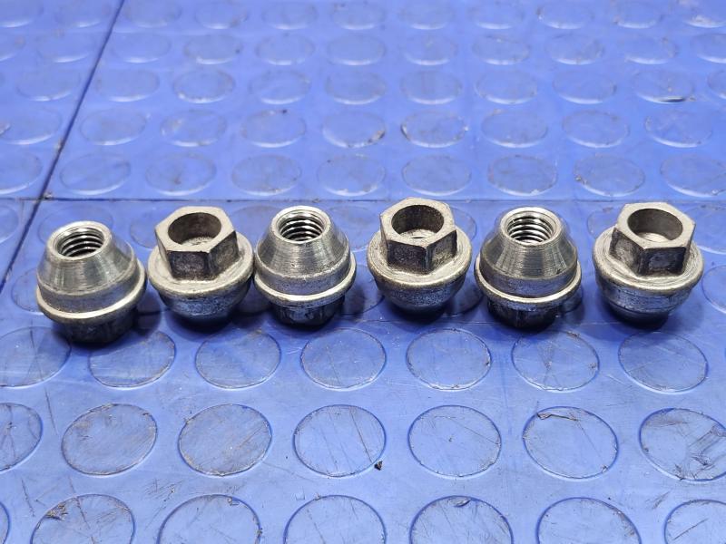 2011 Ford F-150 Lug Nuts
