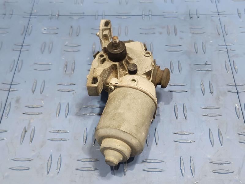 2013 Toyota Camry Wiper Motor Front