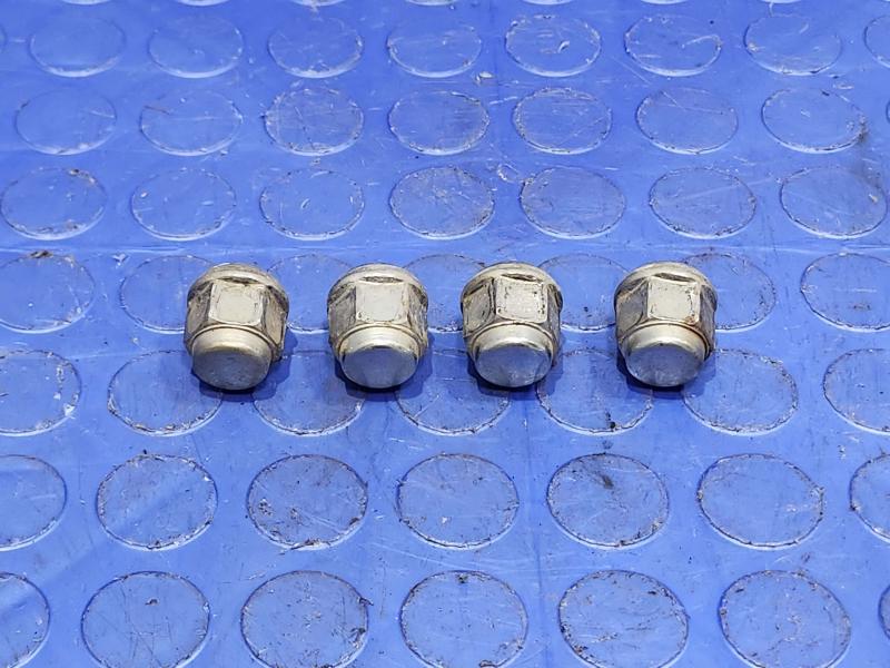 2015 Honda Fit Lug Nuts