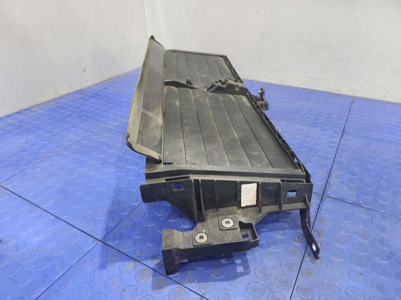 2017-2025 Audi Q7 OEM Radiator Air Shutter Assembly Genuine 4M0121219B