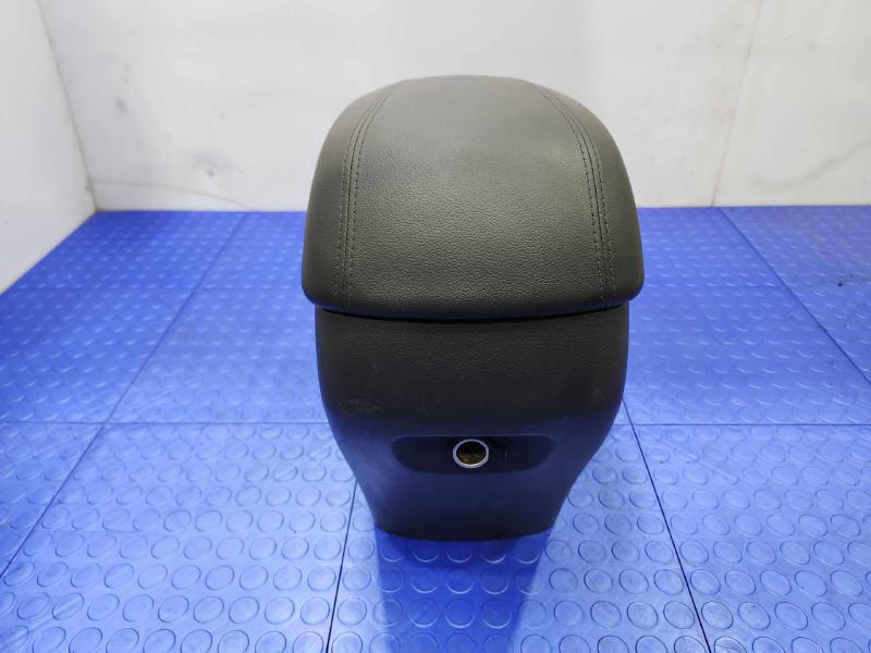 2014 Hyundai Santa Fe Front Console