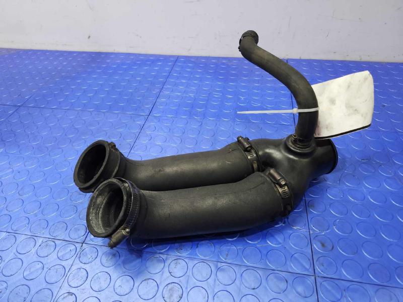 1995 Ford F-150 Air Intake Tube/Resonator