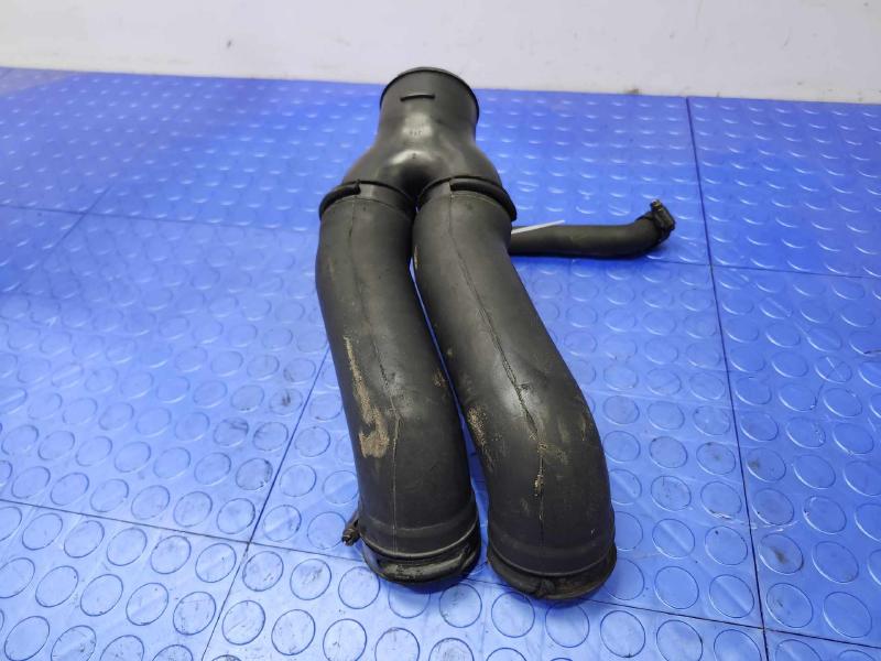 1995 Ford F-150 Air Intake Tube/Resonator