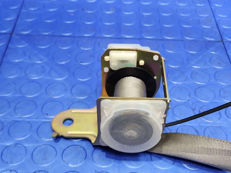 2002 Toyota Camry Rear Seat Belt
