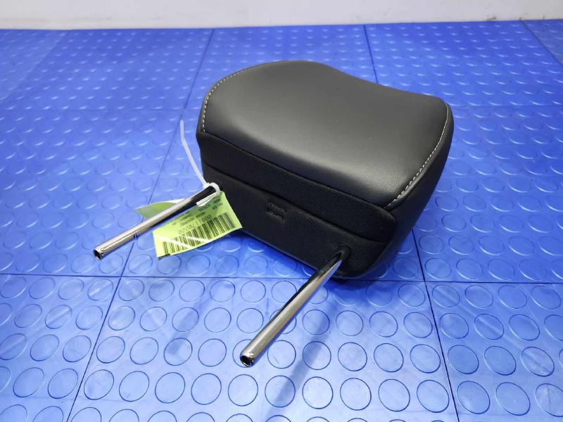 2022 Mitsubishi Eclipse Cross Headrest