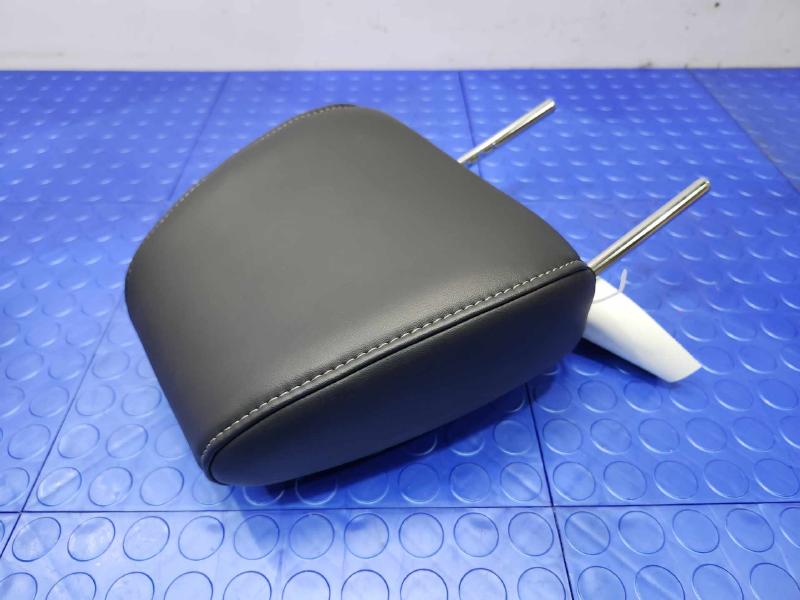 2022 Mitsubishi Eclipse Cross Headrest