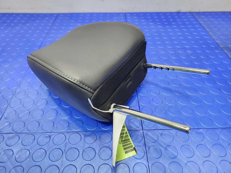2022 Mitsubishi Eclipse Cross Headrest