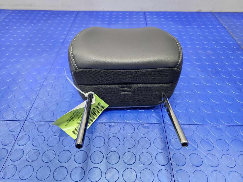 2022 Mitsubishi Eclipse Cross Headrest