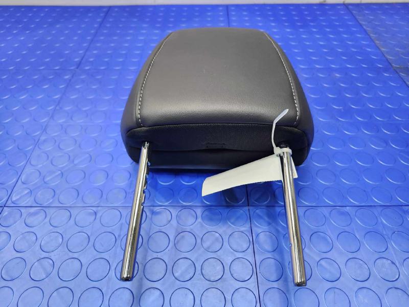 2022 Mitsubishi Eclipse Cross Headrest