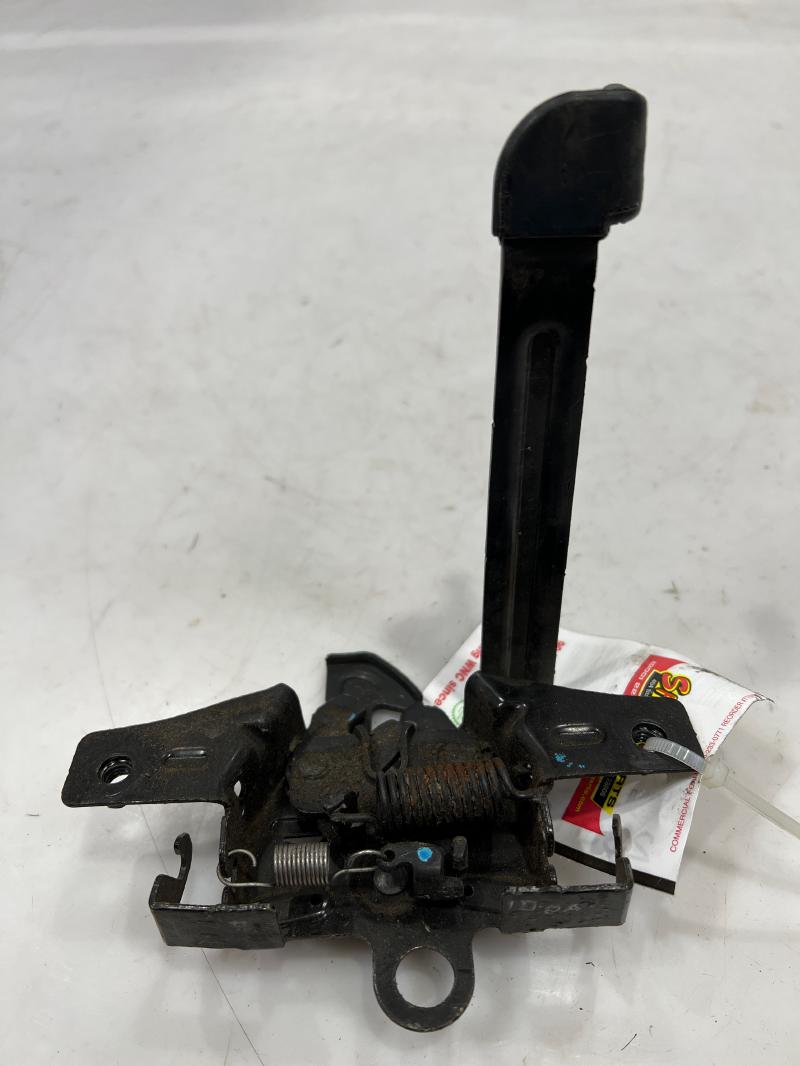 2014 - 2019 Nissan Versa Hood Lock Latch Assembly OEM 65601-3VV0A