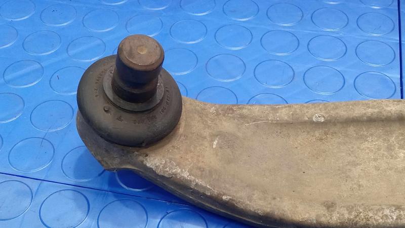 2013 Ford Focus Lower Control Arm Front