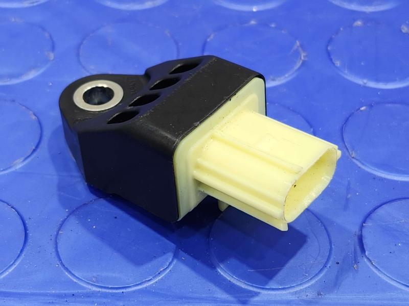 2013 Toyota Prius Misc Ebay Parts
