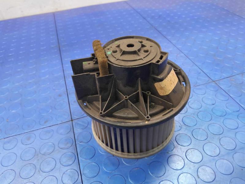2002-2004 Jeep Wrangler Liberty Twist Lock Heater AC Blower Motor OEM 5066553AA